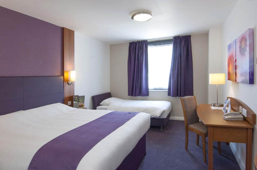 Premier Inn Hatfield Номер фото